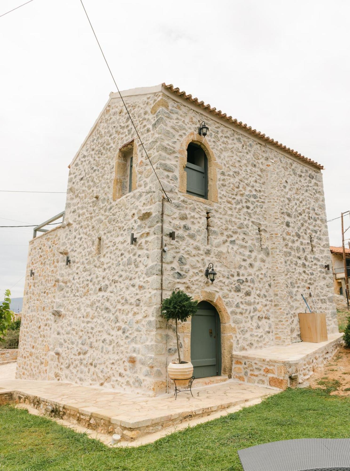 La Tore Di Montenegro Gythio Exterior photo
